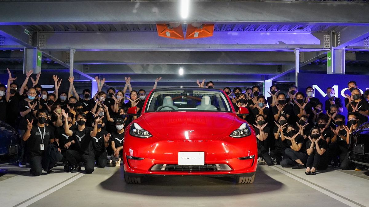 Tesla Hadapi Gugatan <i>Class Action</i> dari Pelanggan karena Iklan Palsu  Fitur <i>Self-Driving</i>