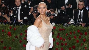 7 Kg Diet For Marilyn Monroe's Dress At The Met Gala, Kim Kardashian Reaps Blasphemy