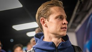 Frenkie de Jong Sepakat, Tak Perlu Perubahan DNA Permainan Barcelona