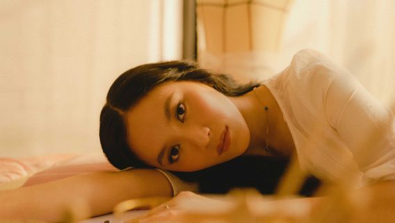 爱需要空间,Winaya通过最新单曲《像我一样》描绘了你的王子