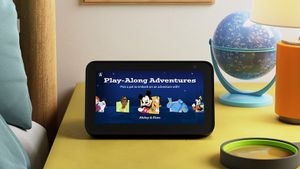 Mirip Siri, Amazon dan Disney Hadirkan Asisten Suara Hey Disney! di Perangkat Echo