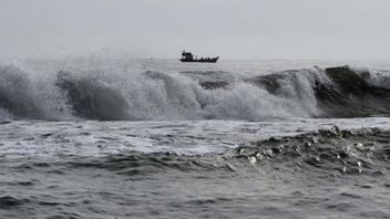 Warning From BMKG: High Waves Still Potentially Occur In The South Seas Of West Java, Central Java, To Yogyakarta