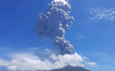 4.628 Warga Dievakuasi Pascaerupsi Gunung Ili Lewotolok