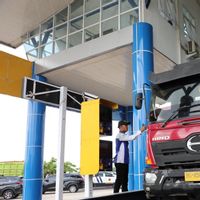 Ratusan Truk Logistik di Penyeberangan Ketapang-Gilimanuk Antre hingga 12 Jam