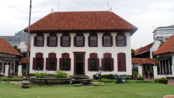 Jejak Gereja dan Panti Asuhan Belanda dalam Gedung Arsip Nasional