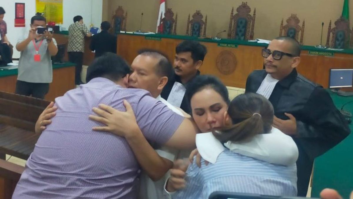 Judge Sentenced Former Palangka Raya Regent Ben Brahim 5 Years And Wife 4 Years In Corruption Case