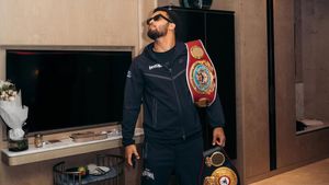 Itauma Tolak Duel Eliminasi Final IBF untuk Mengamankan Peluang Melawan Usyk