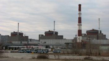 ヨーロッパ最大の原子力発電所が再び発射され、ウクライナのヴォロディミール・ゼレンスキー大統領がロシアの核テロに言及
