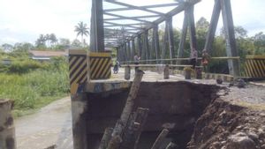Banjir Putuskan Pangkal Jembatan di Rejang Lebong Bengkulu