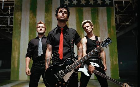 Seisi Dunia Menyambut Album Musik American Idiot Karya Green Day dalam Memori Hari Ini, 21 September 2004