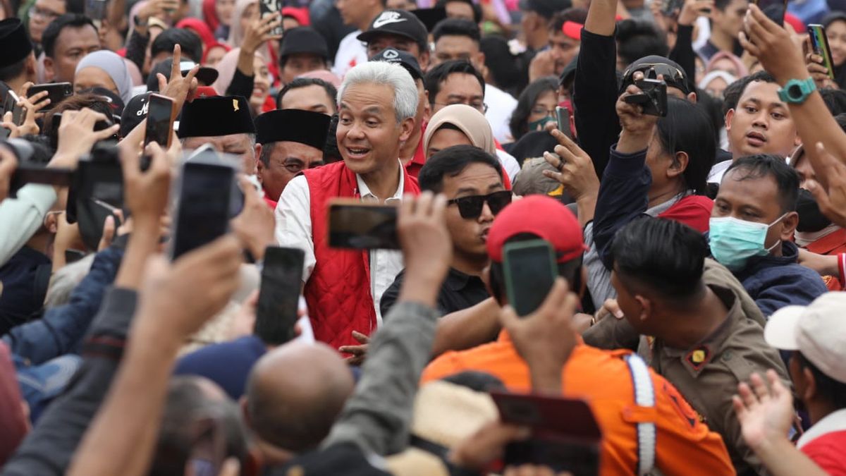 Before Consolidation With The East Java PDIP, Ganjar Pranowo Runs Morning With His Wife