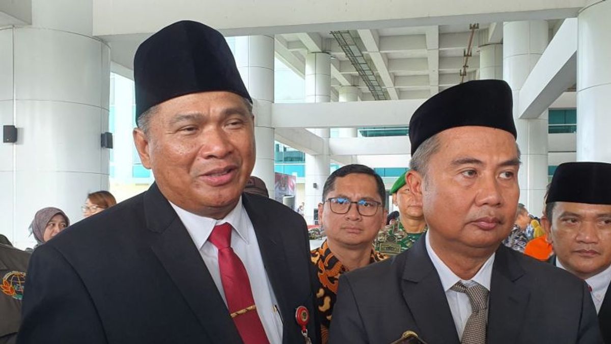 Le gouverneur de Java Occidental s’assure que le certificat PTSL juridique est légalement