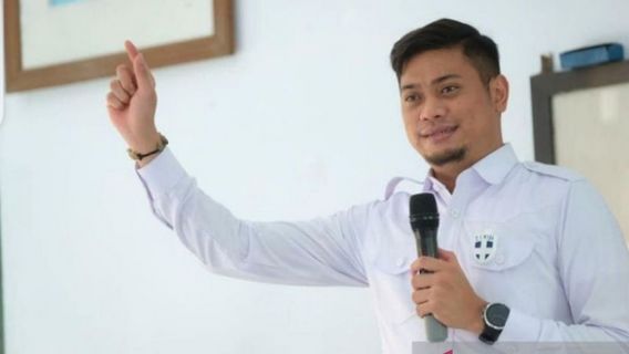 Alami Gejala Demam, Bupati Gowa Umumkan Dirinya Positif COVID-19