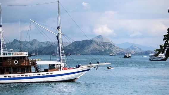 Buntut dari Insiden Tenggelamnya KLM Tiana, Sandiaga Uno Sudah Kirimkan Tim untuk Meninjau Standar Kapal Wisata di Labuan Bajo