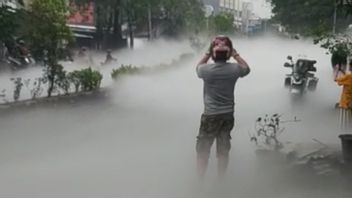 Salah Buka Tutup Keran, Asap Co2 Menyebar Hingga Halangi Pengendara di Jalan Gatot Subroto Tangerang