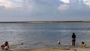 DPRD, 쓰레기 처리 섬 헤루 부디(Heru Budi)의 자카르타 바다 오염 방지 아이디어 요청