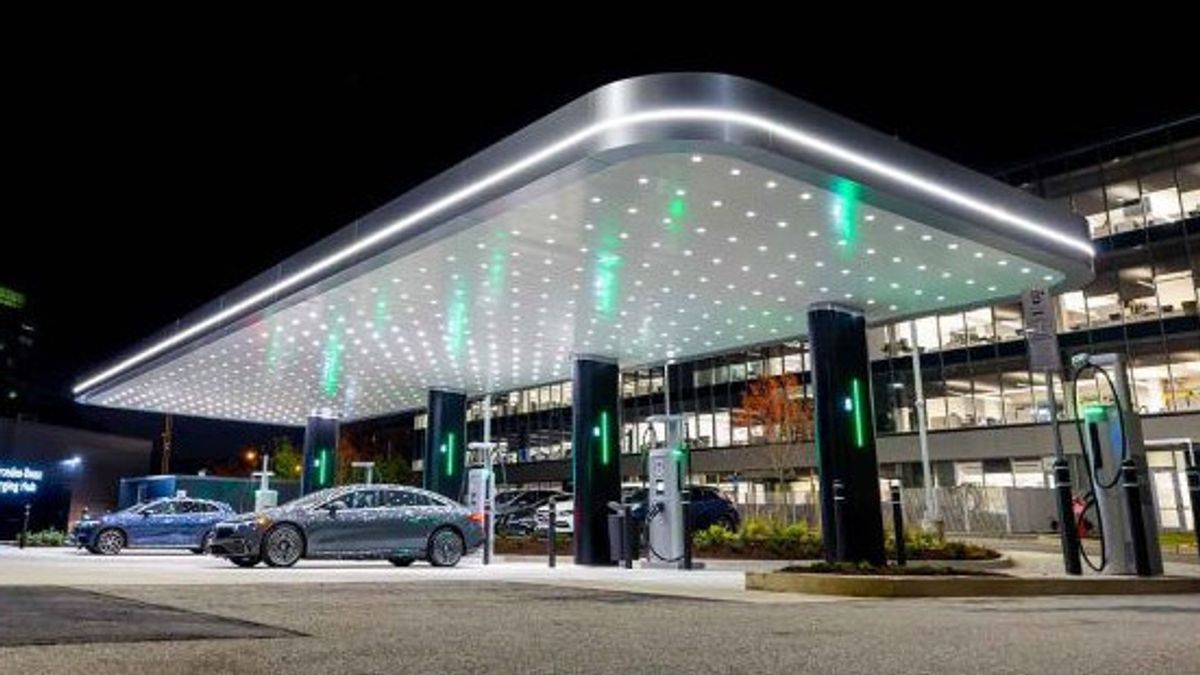 Mercedes-Benz Opens The Location Of The First Charging Station Hub In North America