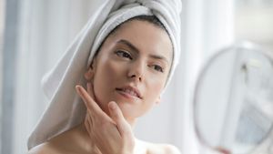 Takut Mulai Keriput di Usia 30-an? Simak Saran Dokter Soal Perawatan Anti Aging Alami