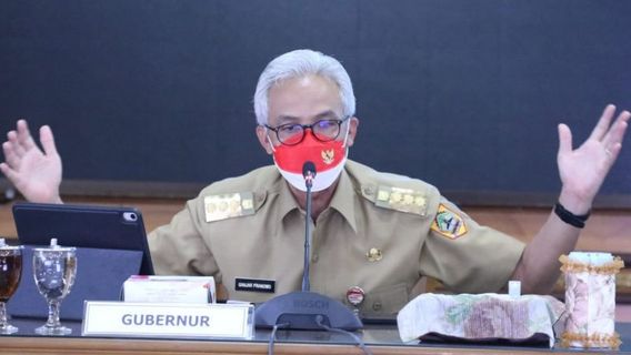 Les Ordres De Ganjar Pranowo Concernant Le Cluster PTM à Semarang: Fermer L’école, Prendre Soin De L’enfant, Faire Du Suivi