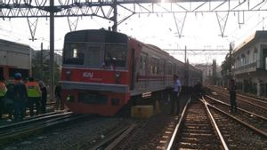 KRL Bogor–Jakarta Kota Anjlok di Stasiun Jakarta Kota, KAI Lakukan Investigasi