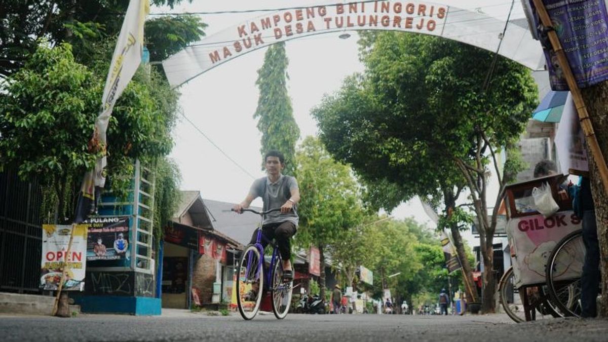 Bonnes Nouvelles De Kediri Regency, Village Anglais à Pare So Eduwisata Emplacement