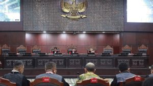 Batas Kritik-Hina Pemerintah Abu-abu, Mahasiswa UT Uji Materi KUHP ke MK