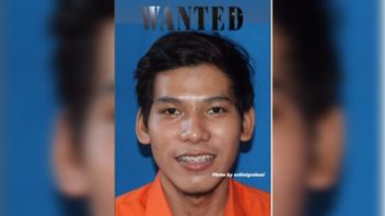 This Man Is A Fugitive From The Police, His Name Is Yandi Supriyadi, A Suspect Of Obscenity At The Pinang Orphanage, Tangerang