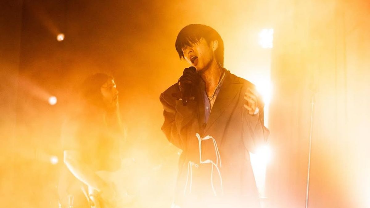 eaJ Cover Lagu Satu Bulan, Bernadya Terpukau Bareng Netizen
