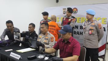 Take Away Passengers' Goods At Bali Airport, Online Taxi Driver Arrested