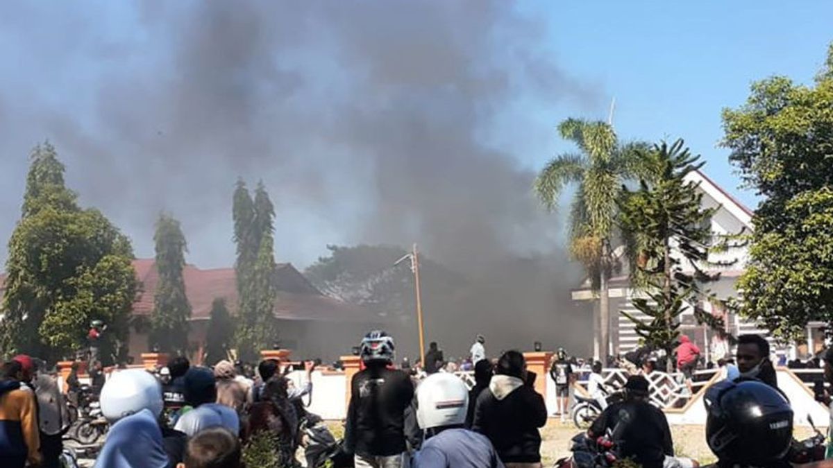 Dprd Pohuwato摄政办公室燃烧,650名警察部署