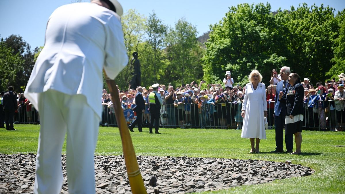 Cette alphabétamine se réunit lorsqu'elle a rencontré et accueilli le roi Charles III en Australie