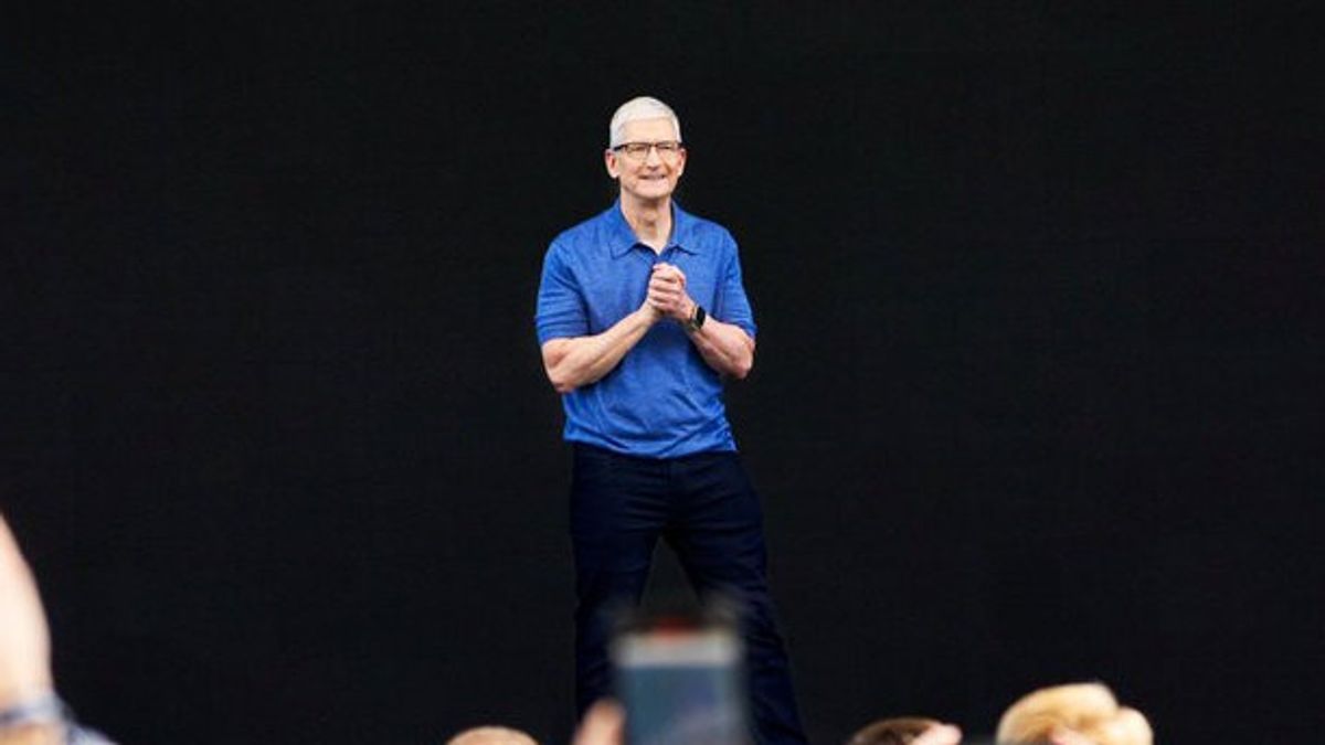 Tim Cook Ungkap Perjalanan Panjang "Apple Intelligence" Sejak 2017