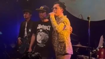 man : tournée au Japon : D'Masiv décrit le prix du perdant à Ricky Siahaan