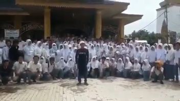Heboh Video Viral Siswa SMA Minta Rezim Bebaskan Imam Besar Rizieq Shihab 