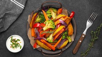 9 Daftar Sayuran yang Lebih Sehat Kalau Dimasak, Bukan Dikonsumsi Mentah