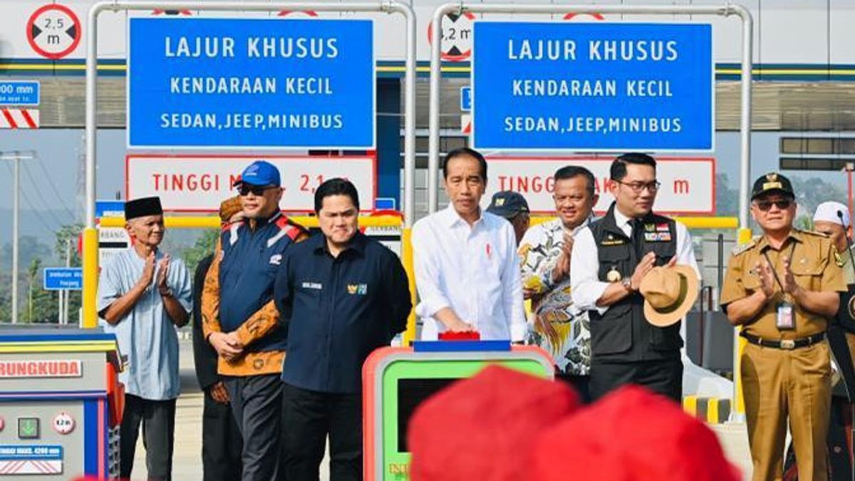Praise For West Java Investment Is Considered By Observers To Be A Form Of Jokowi's Endorsement To Ridwan Kamil