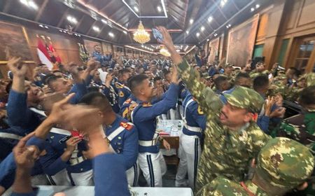 Presiden Prabowo Minta Taruna Parade Senja Diberi Tambahan Libur