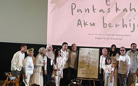 Nadya Arina dan Bryan Domani Jadi Sahabat Dekat di Film Pantaskah Aku Berhijab