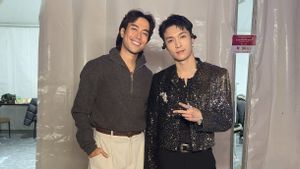 Lay EXO Ucap Belasungkawa untuk Vidi Aldiano