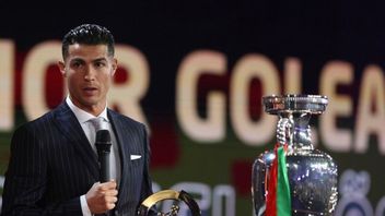 Cristiano Ronaldo's Ambitions Tucked In His Hope After Receiving An Award From The Portuguese Federation