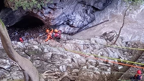    2 Anggota Basarnas Medan yang Hanyut Saat Cari Pemancing Hilang Ditemukan Tewas