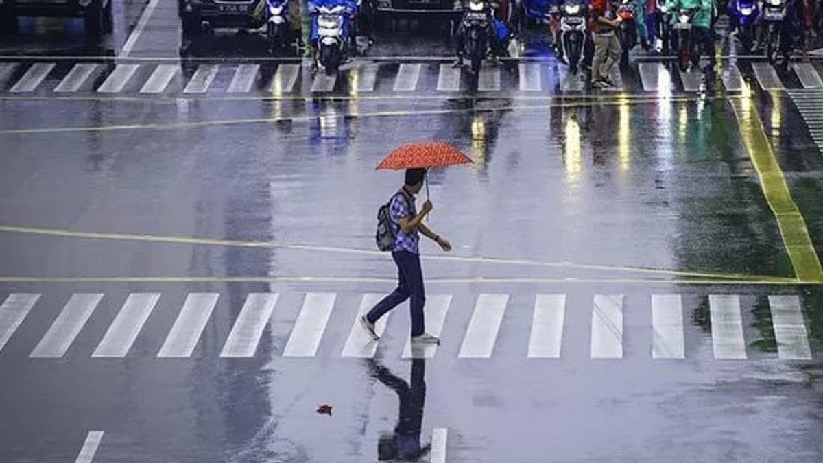 الثلاثاء 17 مايو توقعات الطقس: جاكرتا ومعظم المدن الكبرى الأخرى الأمطار 