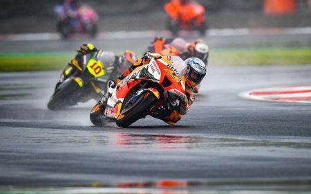 Kemenkeu Segera Lelang Barang Pemberian Pembalap MotoGP Mandalika dari Baju, Sarung Tangan hingga Helm