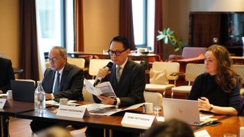 印度尼西亚 - 挪威海洋对话标题:讨论蓝色经济合作到低排放能源的机会