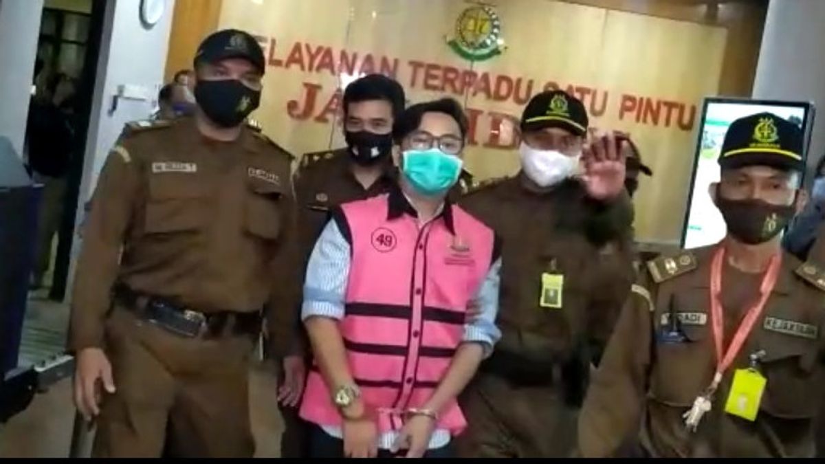 Pris Au Piège Dans L'affaire Pinangki, Voici La Condamnation Pénale D'Andi Irfan Jaya