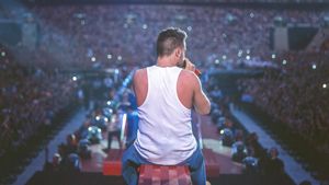 Harry Styles Buka Suara Soal Duka Mendalam Ditinggal Liam Payne