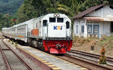KAI Tambah Armada Kereta Api untuK Rute Solo Jelang Mudik Lebaran 2025