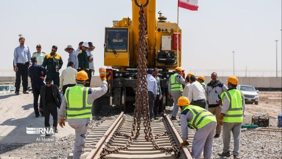 连接伊拉克 - 伊朗的第一条铁路线的目标是在未来18个月内完工