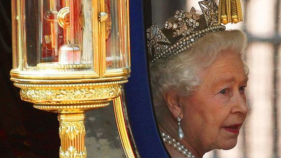 Ratu Elizabeth II Gelar 'Layar Tancap' di Rumahnya Selama 3 Hari