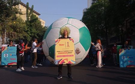 Surabaya Sambut Piala Dunia U-17 dengan Arak-arakan Trophy Experience